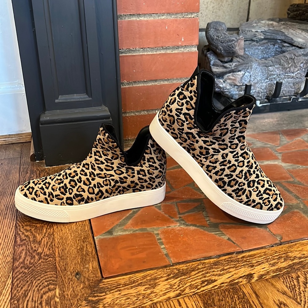 Steve Madden Cheetah Slip Ons